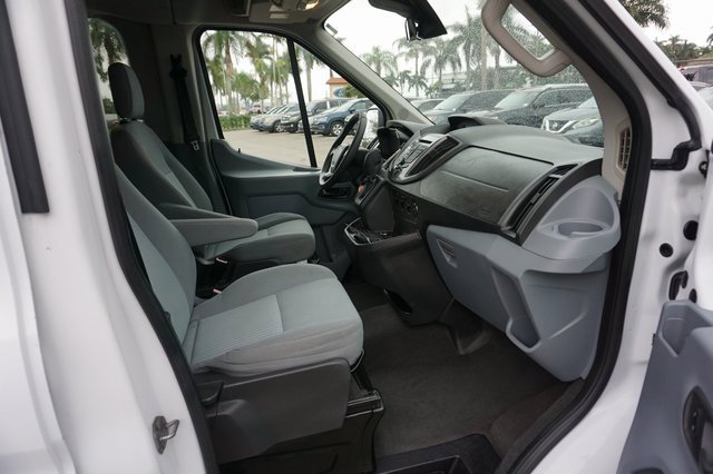 Used 2015 Ford Transit 350 XLT image 3