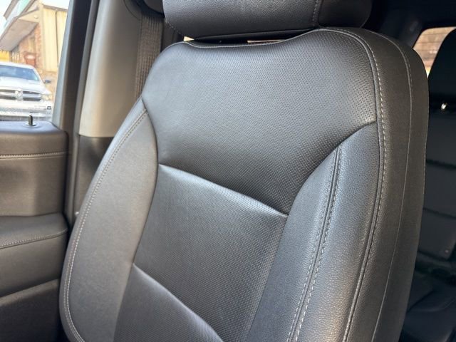 Used 2022 Chevrolet Silverado 2500 LTZ w/ LTZ Convenience Package image 55