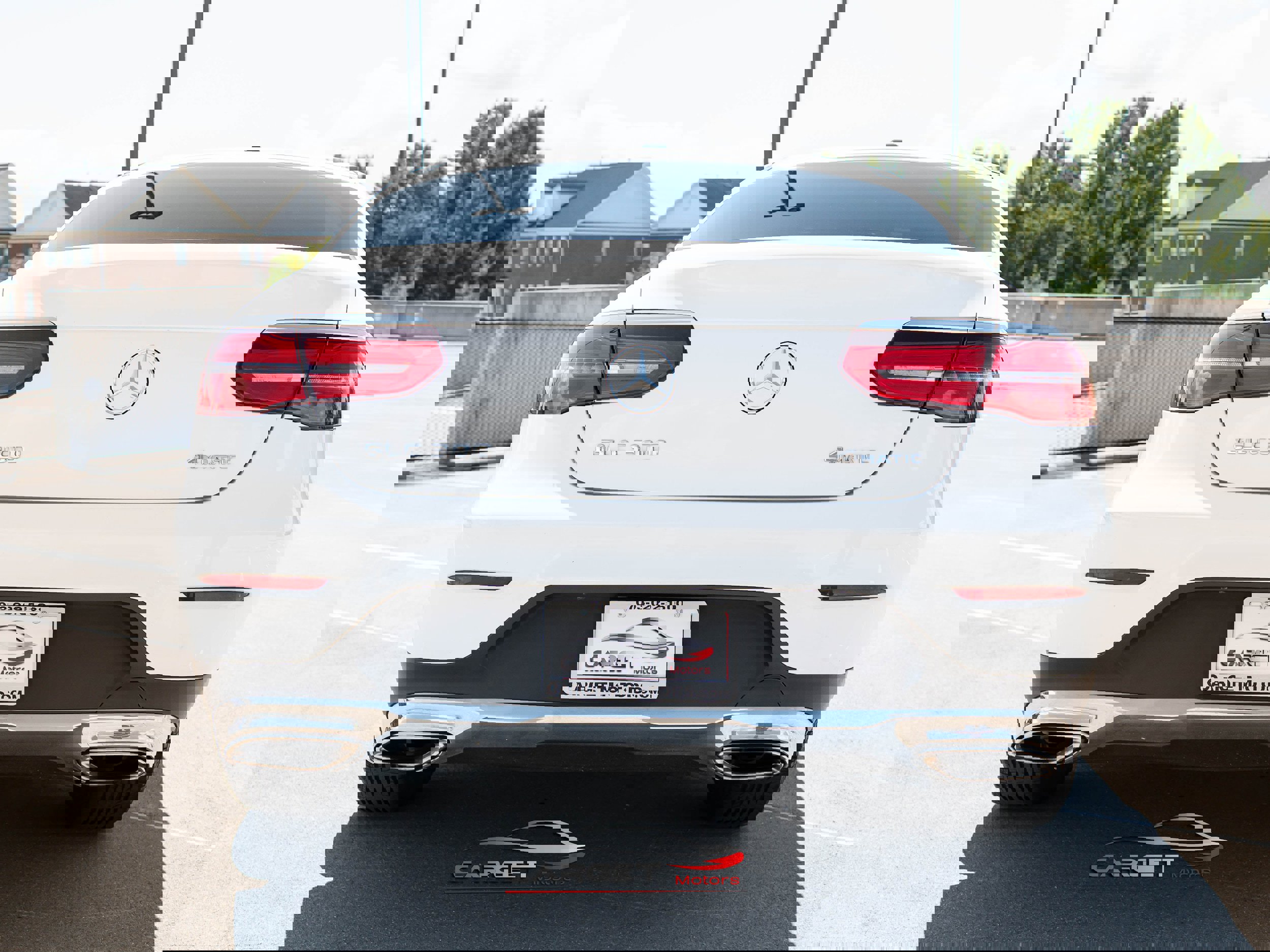 Used 2018 Mercedes-Benz GLC 300 4MATIC Coupe image 6