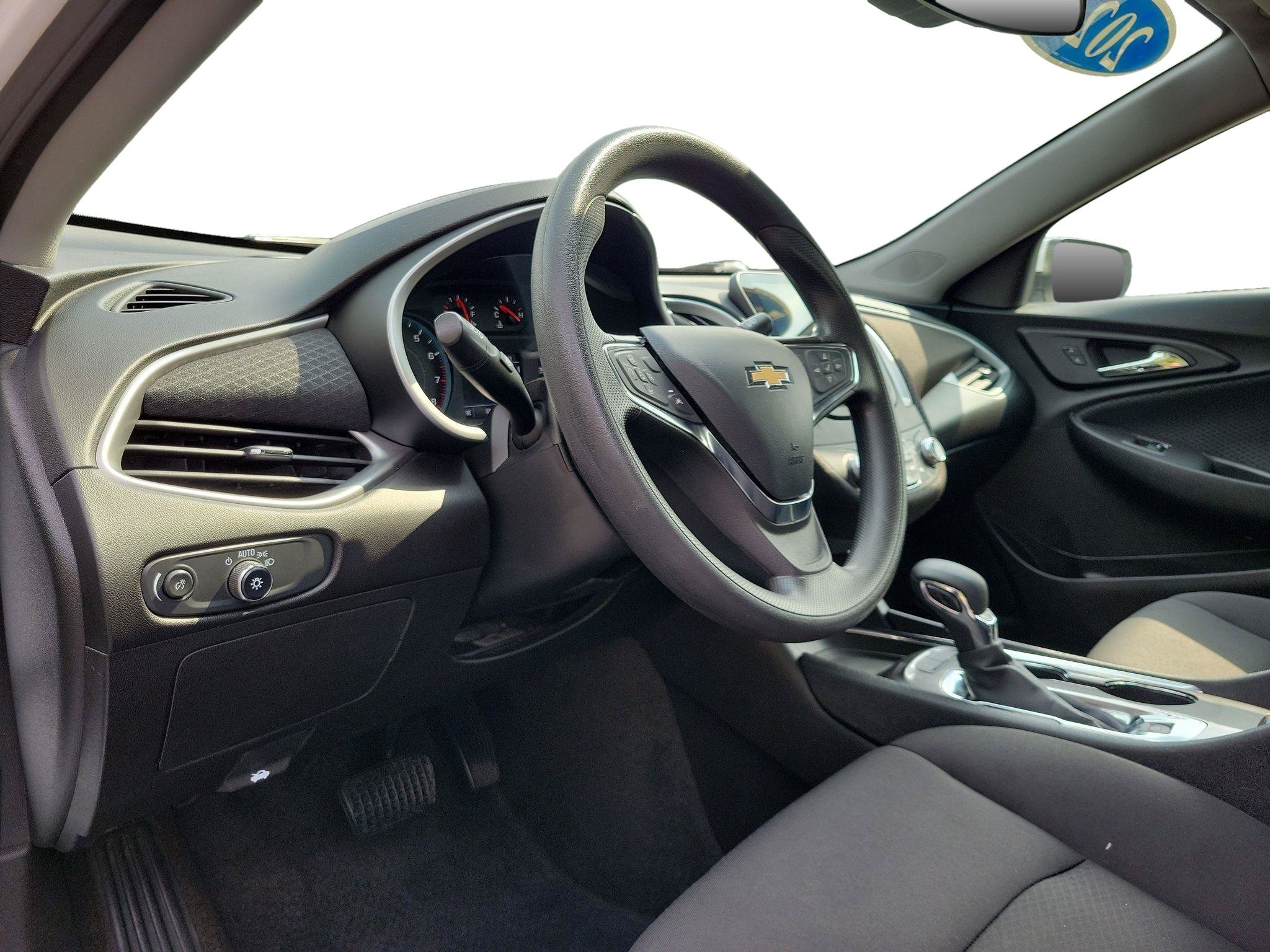 Used 2024 Chevrolet Malibu LT FWD image 6