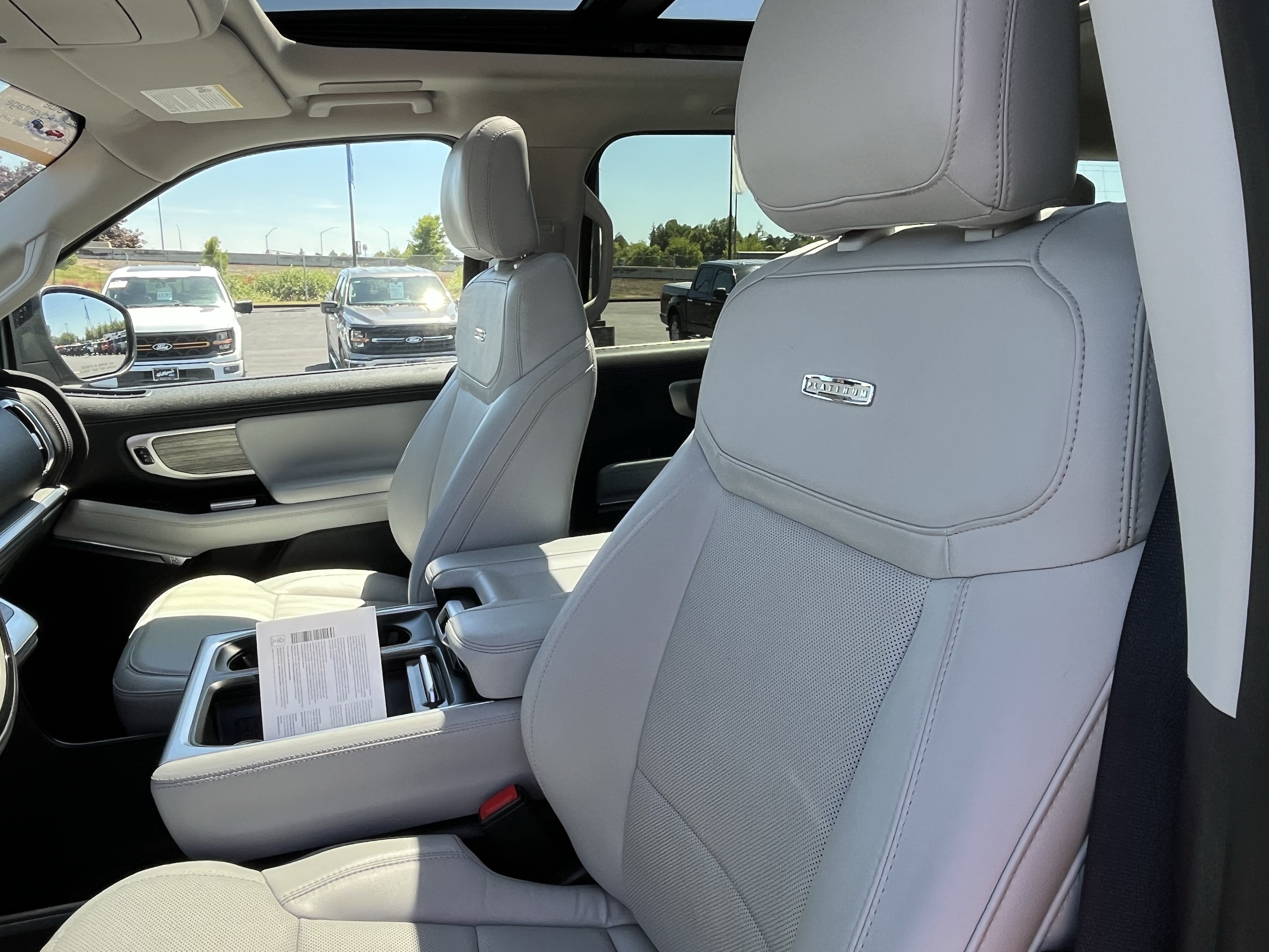 Certified 2025 Ford Expedition Max Platinum AWD/4WD image 17