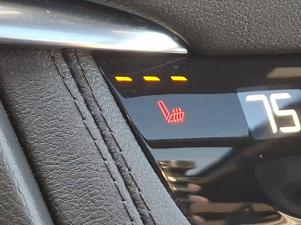 Certified 2024 Cadillac XT5 Premium Luxury w/ LPO, Floor Liner Package image 26