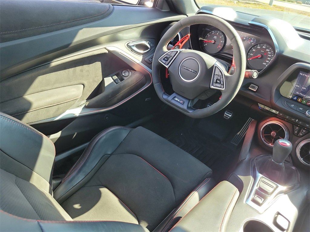 Used 2021 Chevrolet Camaro ZL1 image 12