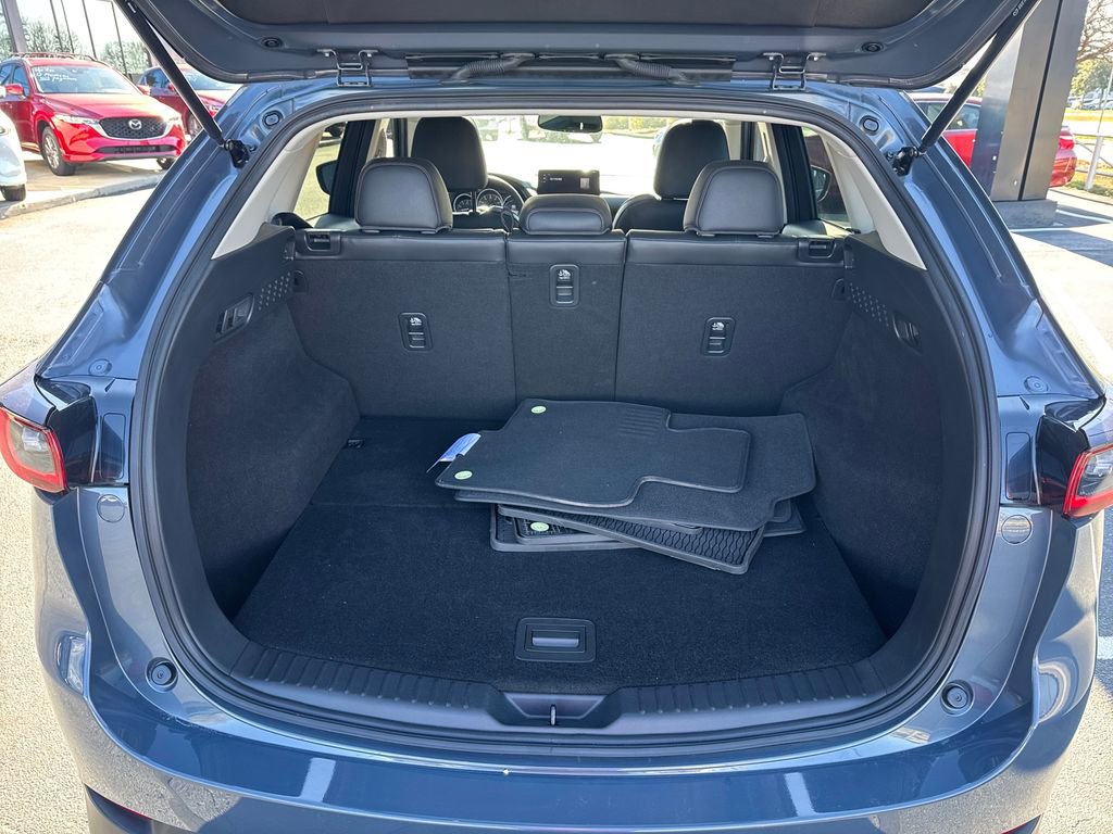 Certified 2023 MAZDA CX-5 Carbon Edition image 29