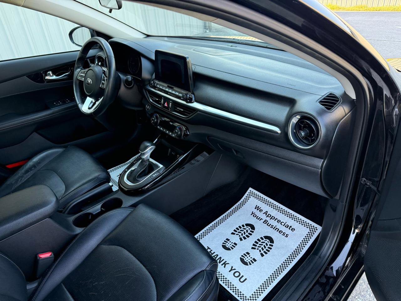 Used 2020 Kia Forte EX image 29