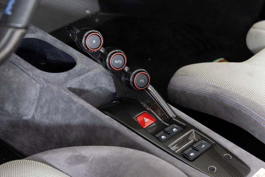 Used 2015 Ferrari 458 Speciale A image 29