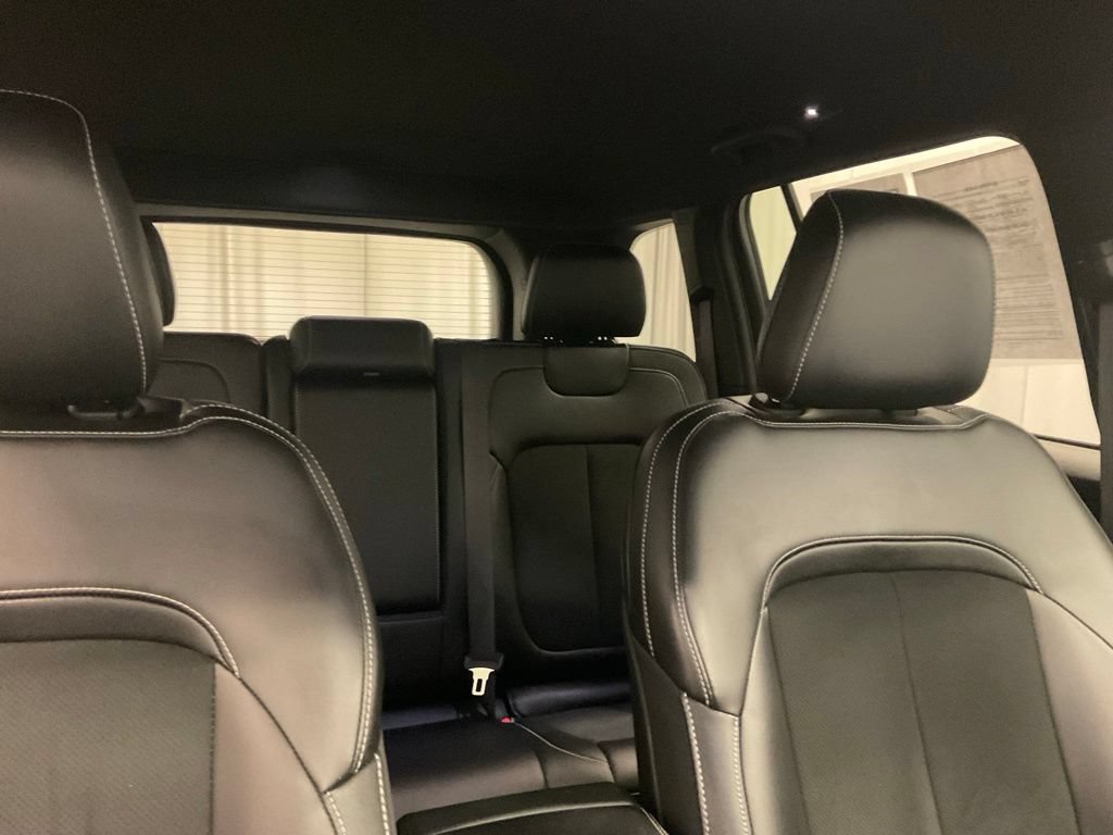 Used 2024 Jeep Grand Cherokee Altitude AWD/4WD image 31