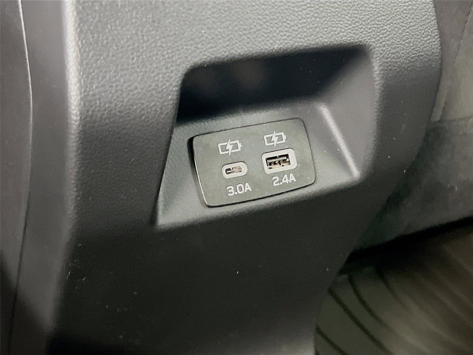 Certified 2025 Subaru Crosstrek 2.0i Premium image 26