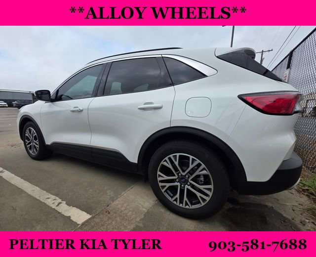 Used 2020 Ford Escape SEL image 6