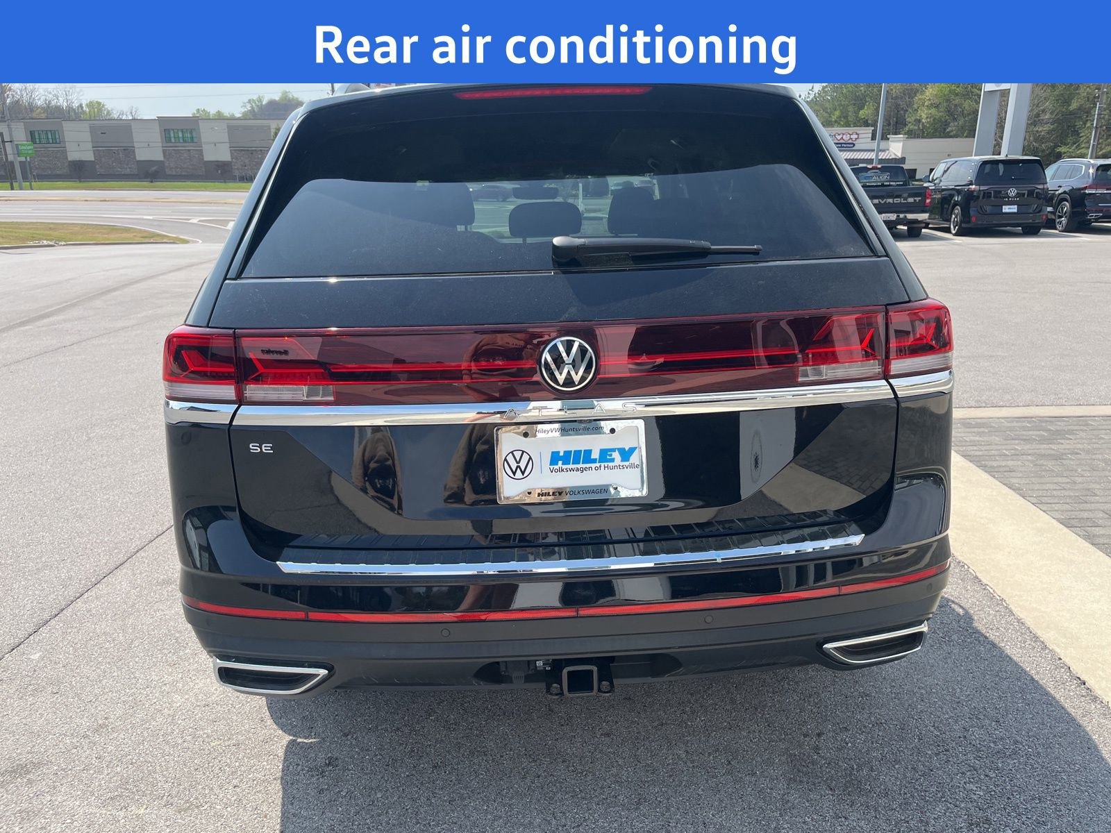 New 2026 Volkswagen Atlas SE image 4