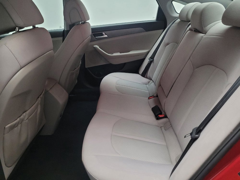 Used 2016 Hyundai Sonata SE image 18