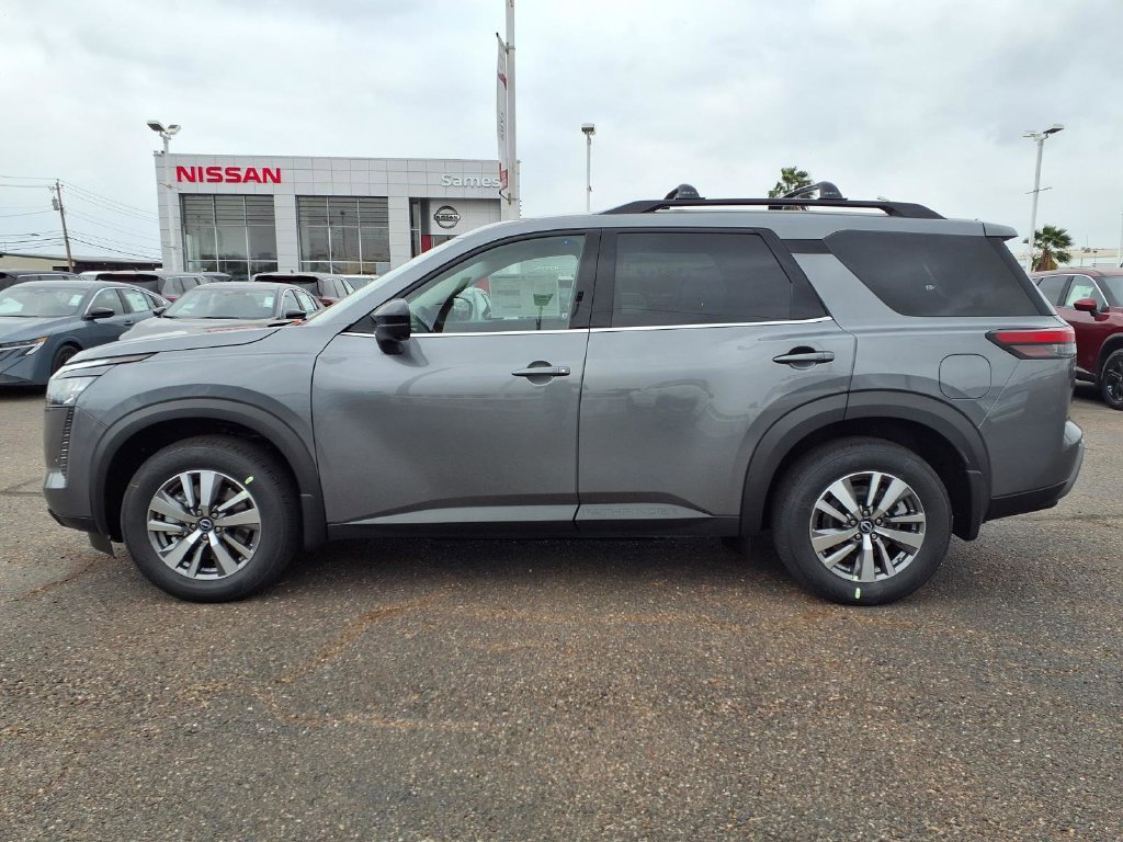 New 2026 Nissan Pathfinder SL AWD/4WD image 4