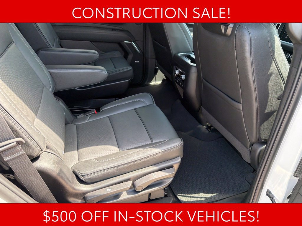 Used 2023 GMC Yukon Denali w/ Advanced Technology Package AWD/4WD image 26