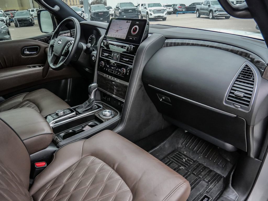Used 2024 Nissan Armada Platinum w/ Captain's Chairs Package image 17