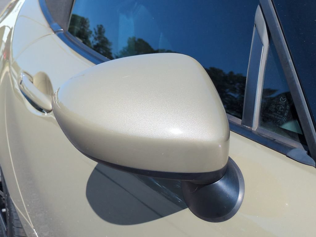 Used 2024 MAZDA MX-5 Miata Grand Touring RWD image 11