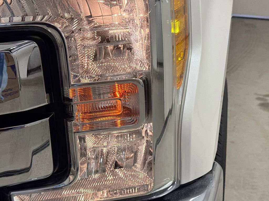 Used 2017 Ford F250 Lariat w/ Chrome Package image 37