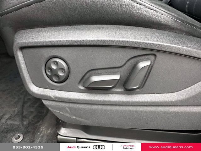 Used 2023 Audi Q5 2.0T Premium Plus w/ Premium Plus Package AWD/4WD image 22