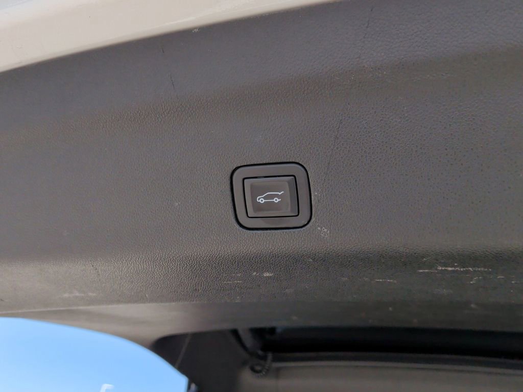 Used 2023 Chevrolet Tahoe High Country RWD image 44