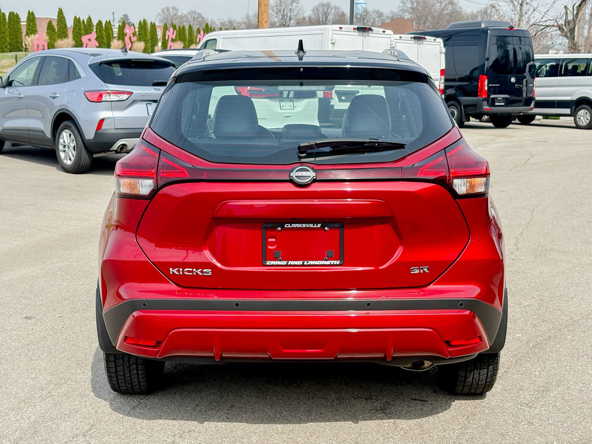 Used 2023 Nissan Kicks SR w/ SR Premium Package image 12