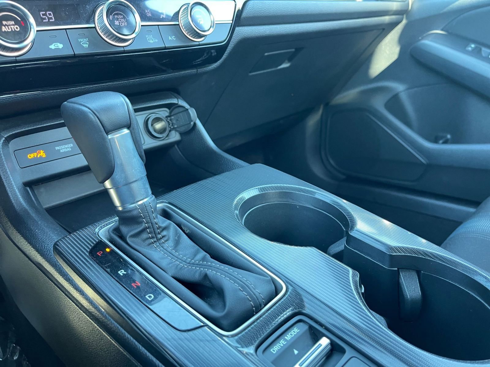 Used 2025 Honda Civic Sport image 41