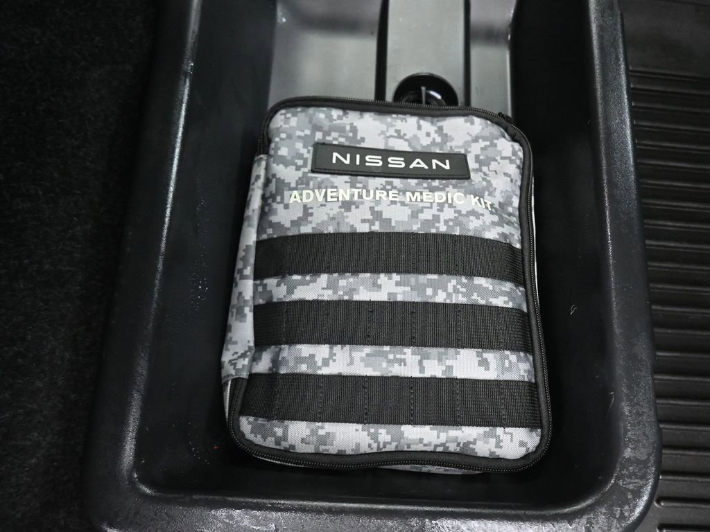 Used 2024 Nissan Frontier PRO-4X w/ Technology Package image 41