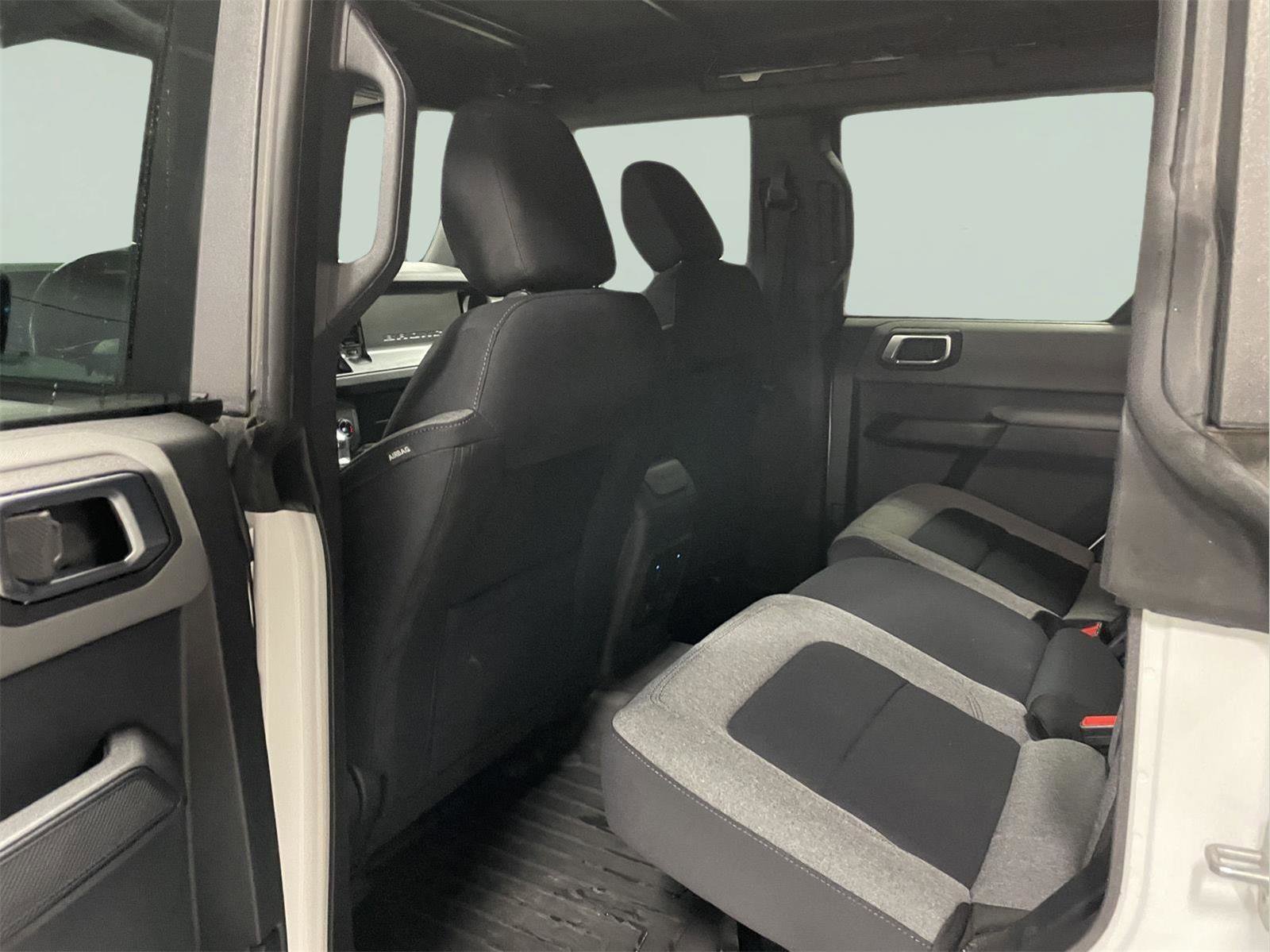 Used 2023 Ford Bronco Big Bend image 18