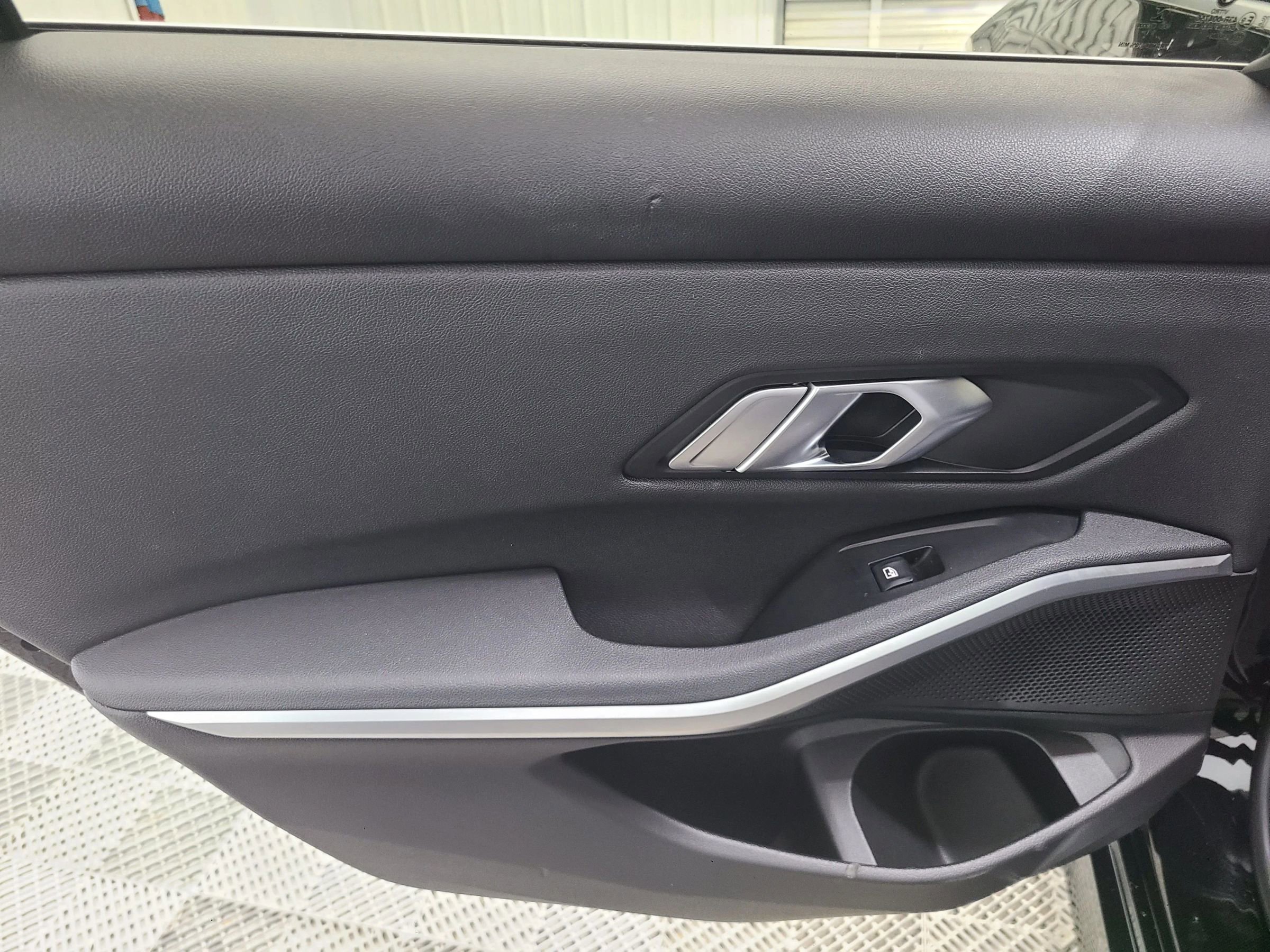 Used 2020 BMW 330i xDrive Sedan w/ Convenience Package image 34