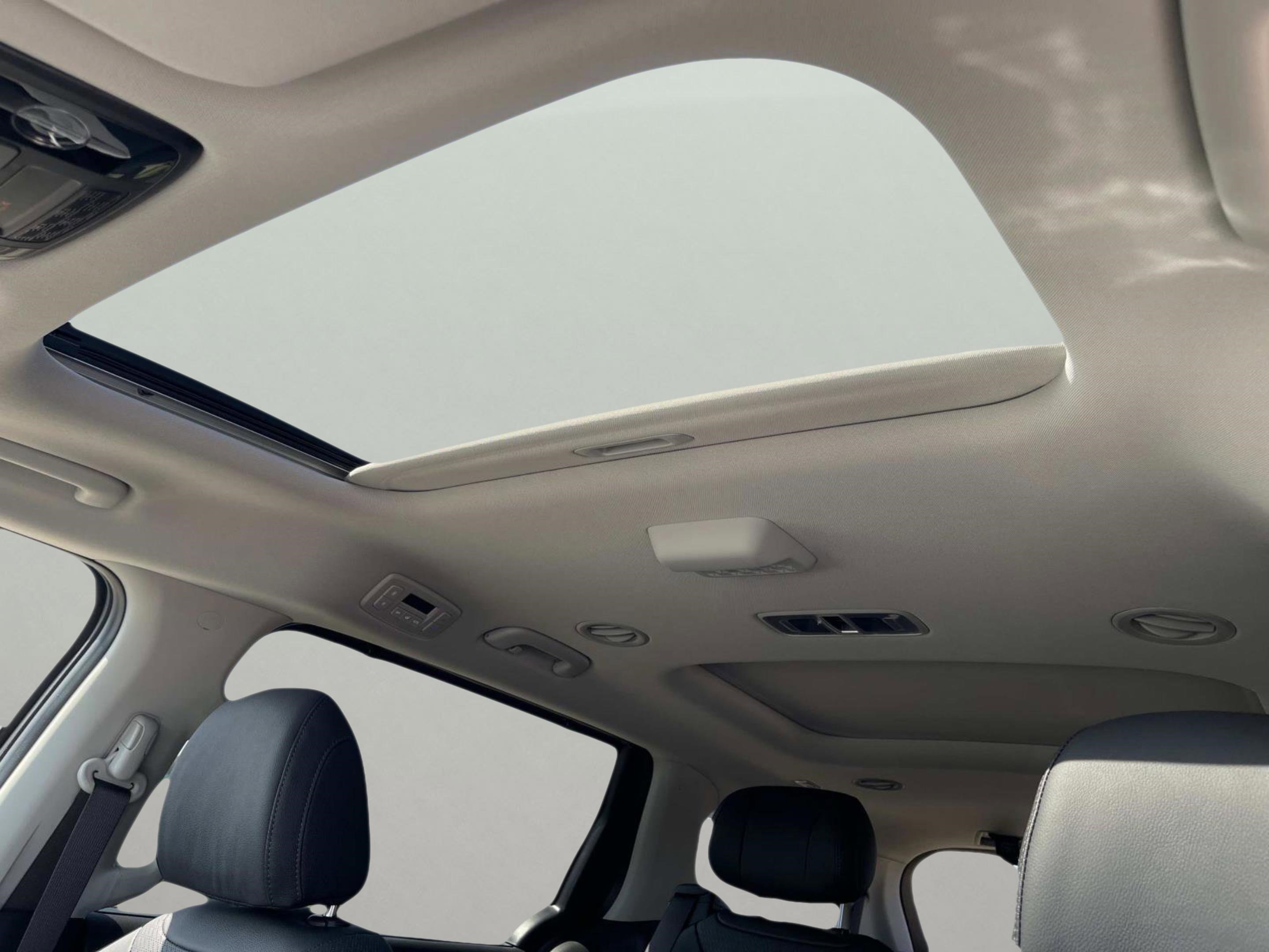 New 2026 Kia Carnival SX Prestige image 24
