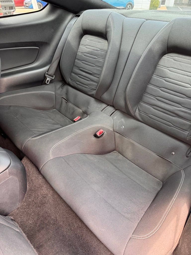 Used 2017 Ford Mustang GT RWD image 11