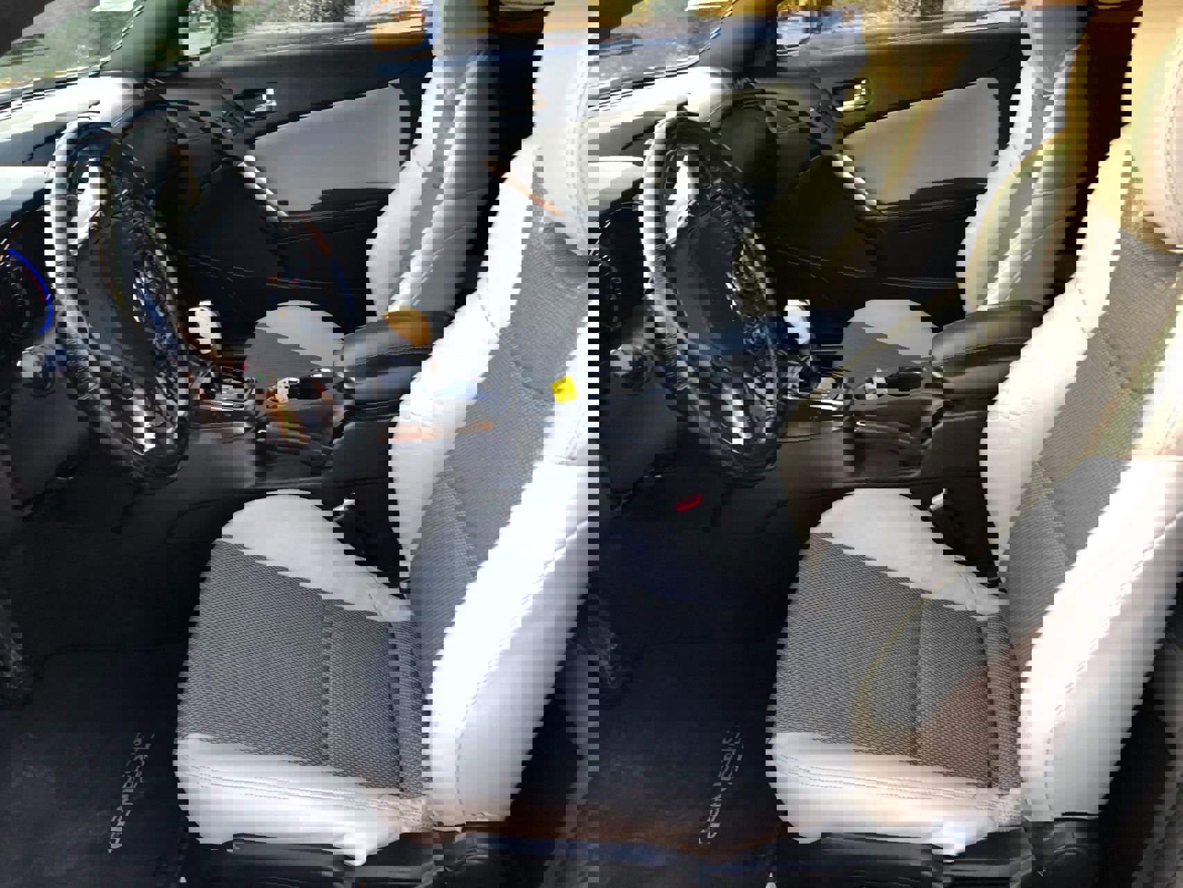 Used 2013 Hyundai Genesis 2.0T image 14