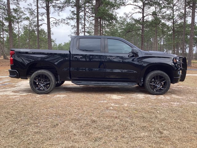 Used 2022 Chevrolet Silverado 1500 Custom Trail Boss w/ Midnight Edition AWD/4WD image 6