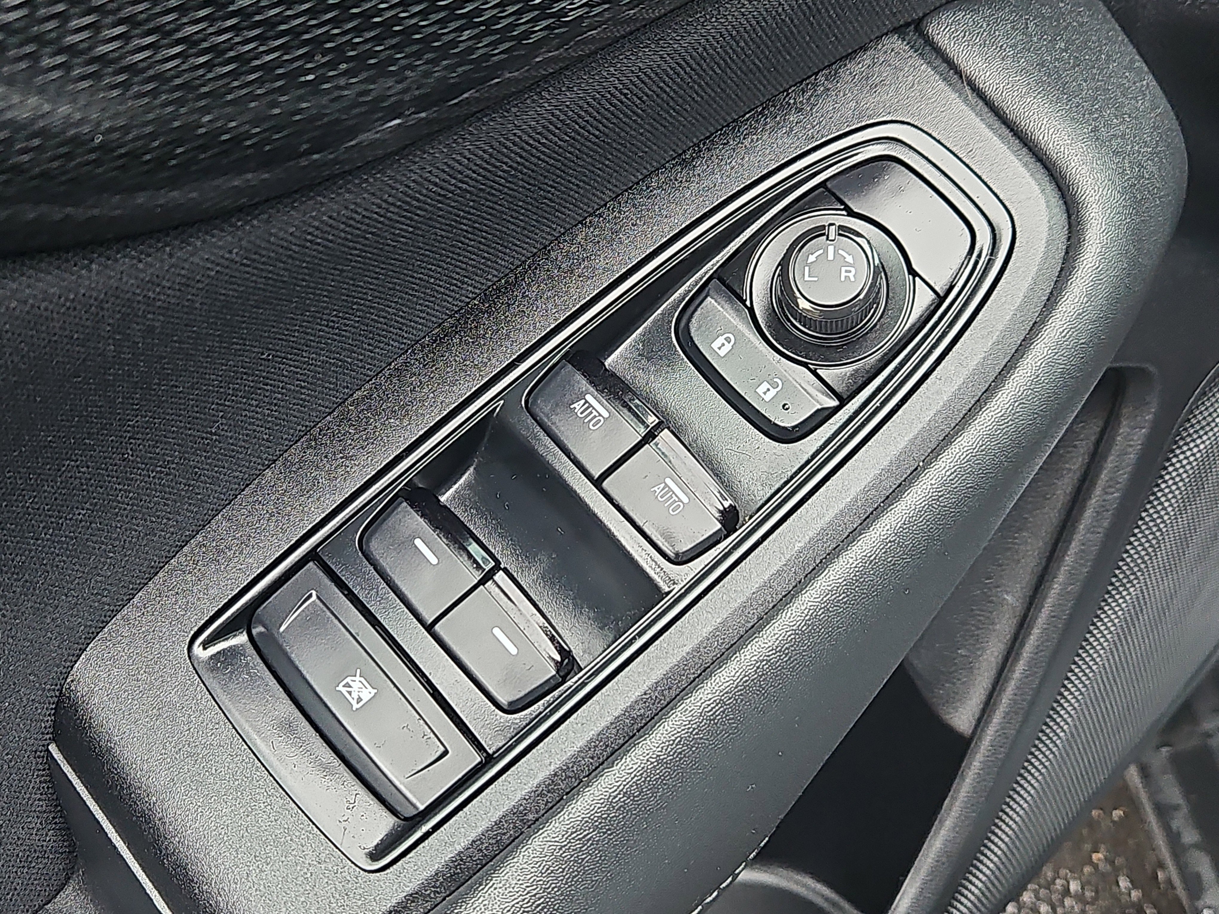 Certified 2025 Subaru Outback image 13