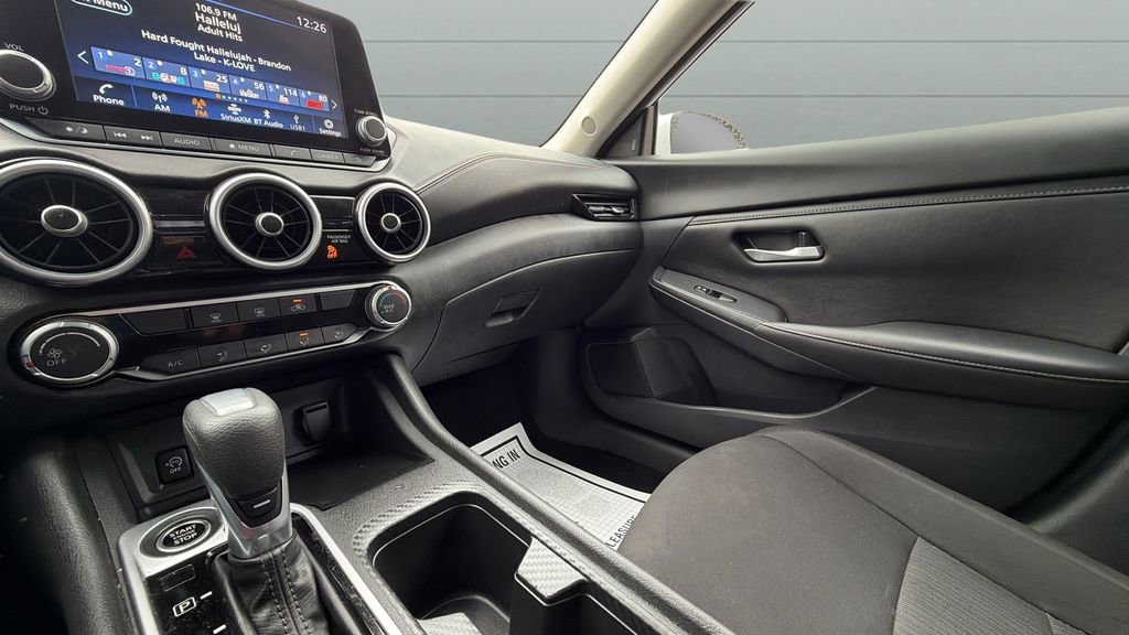 Used 2025 Nissan Sentra SV image 28