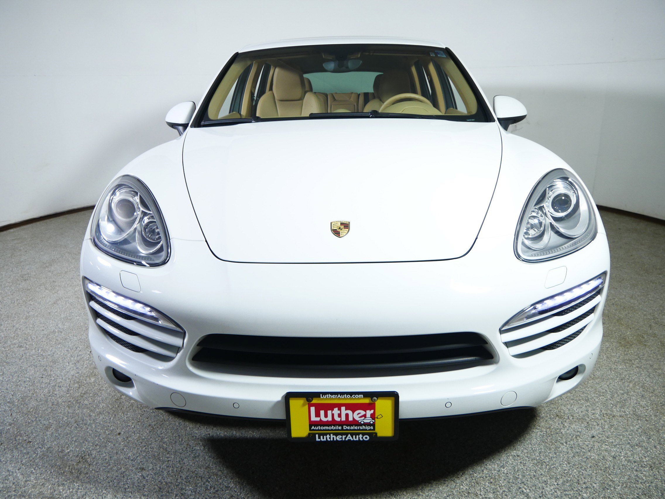 Used 2014 Porsche Cayenne AWD/4WD image 2