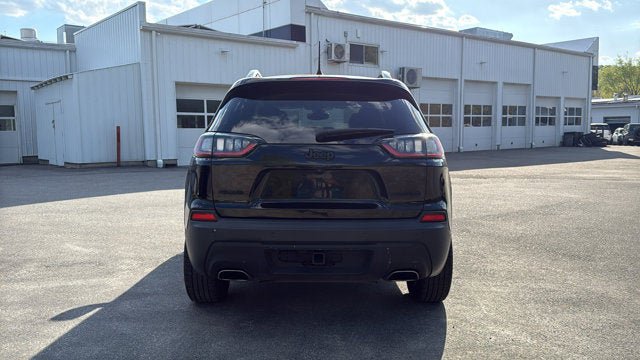 Used 2019 Jeep Cherokee Limited w/ Trailer Tow Group AWD/4WD image 7