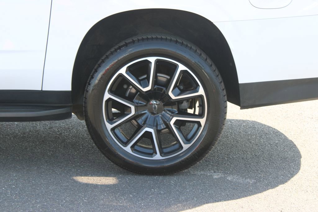 Used 2021 Chevrolet Suburban RST image 17