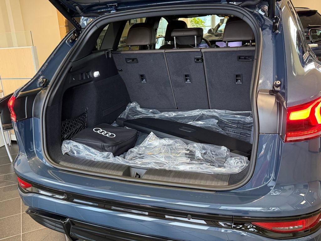 New 2027 Audi Q6 e-tron Premium Plus AWD/4WD image 13