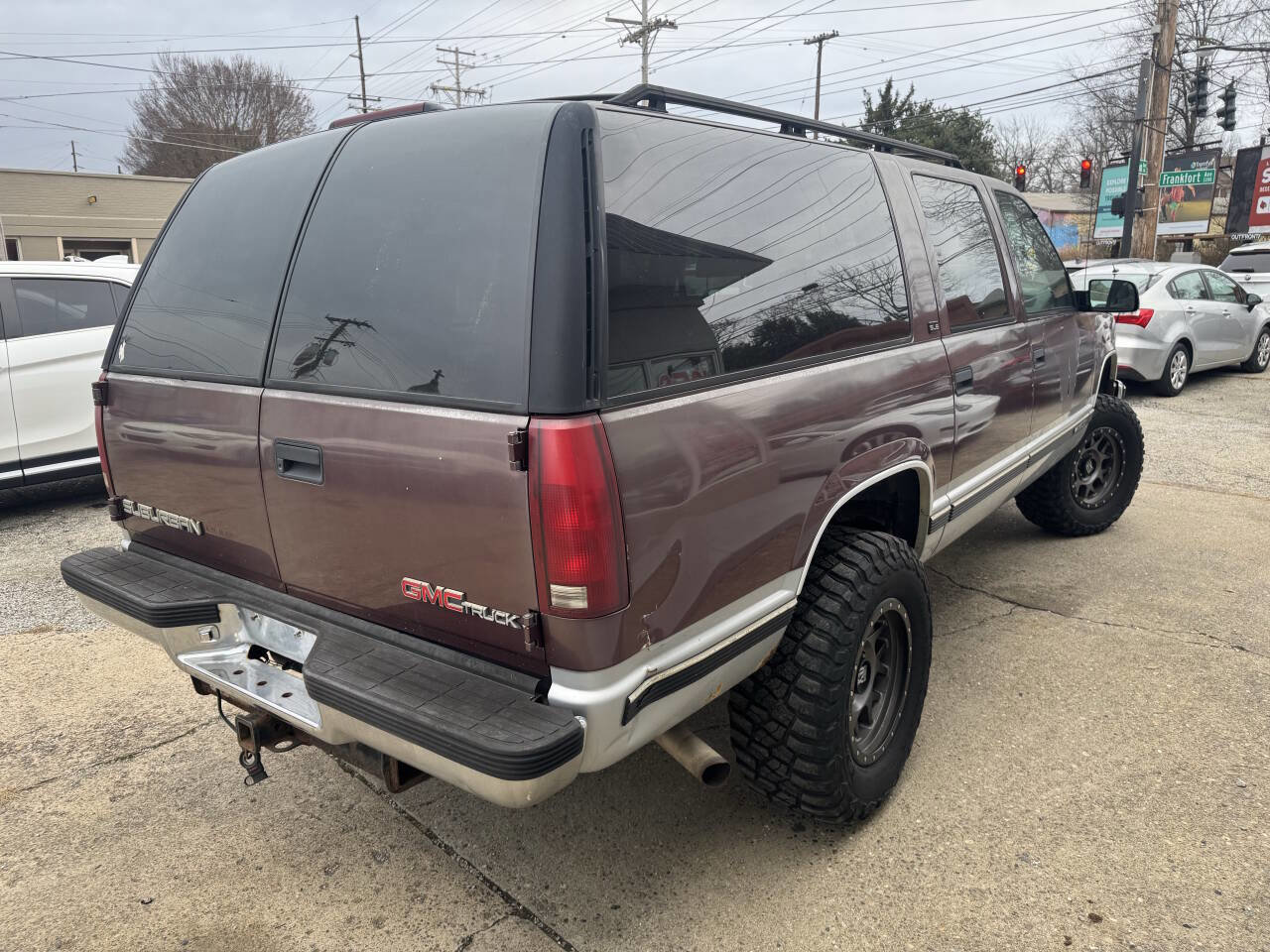 Used 1996 GMC Suburban 4WD image 8