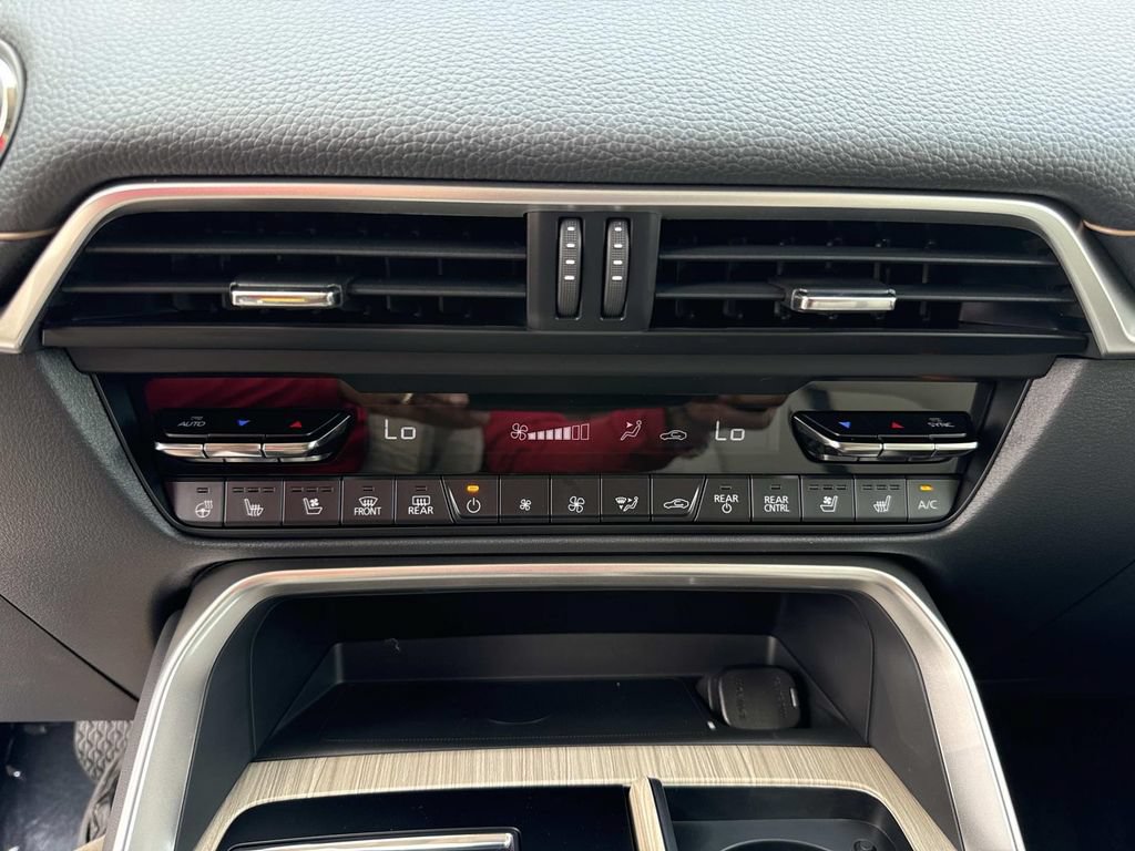 New 2026 MAZDA CX-90 Plug-In Hybrid w/ Preferred AWD/4WD image 31