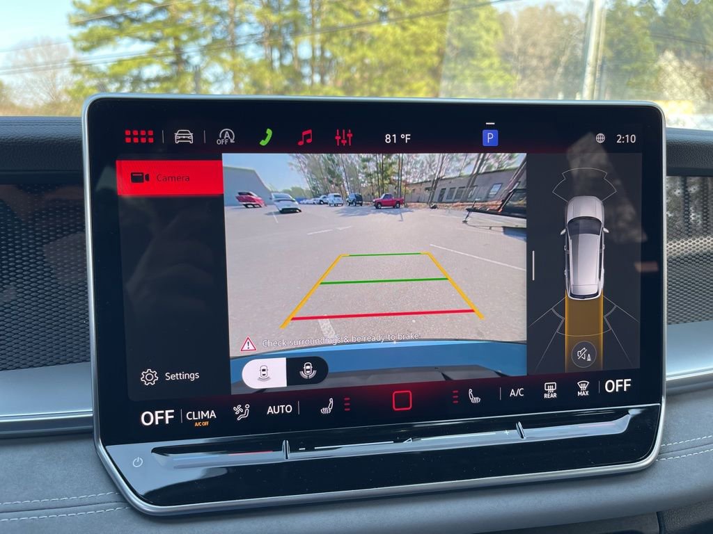New 2026 Volkswagen Tiguan SE R-Line FWD image 9