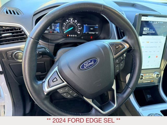 Used 2024 Ford Edge SEL AWD/4WD image 19