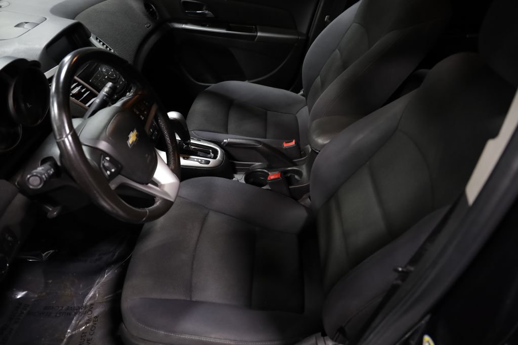 Used 2014 Chevrolet Cruze LT w/ Technology Package FWD image 14
