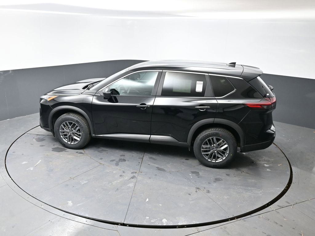 Used 2024 Nissan Rogue S image 20