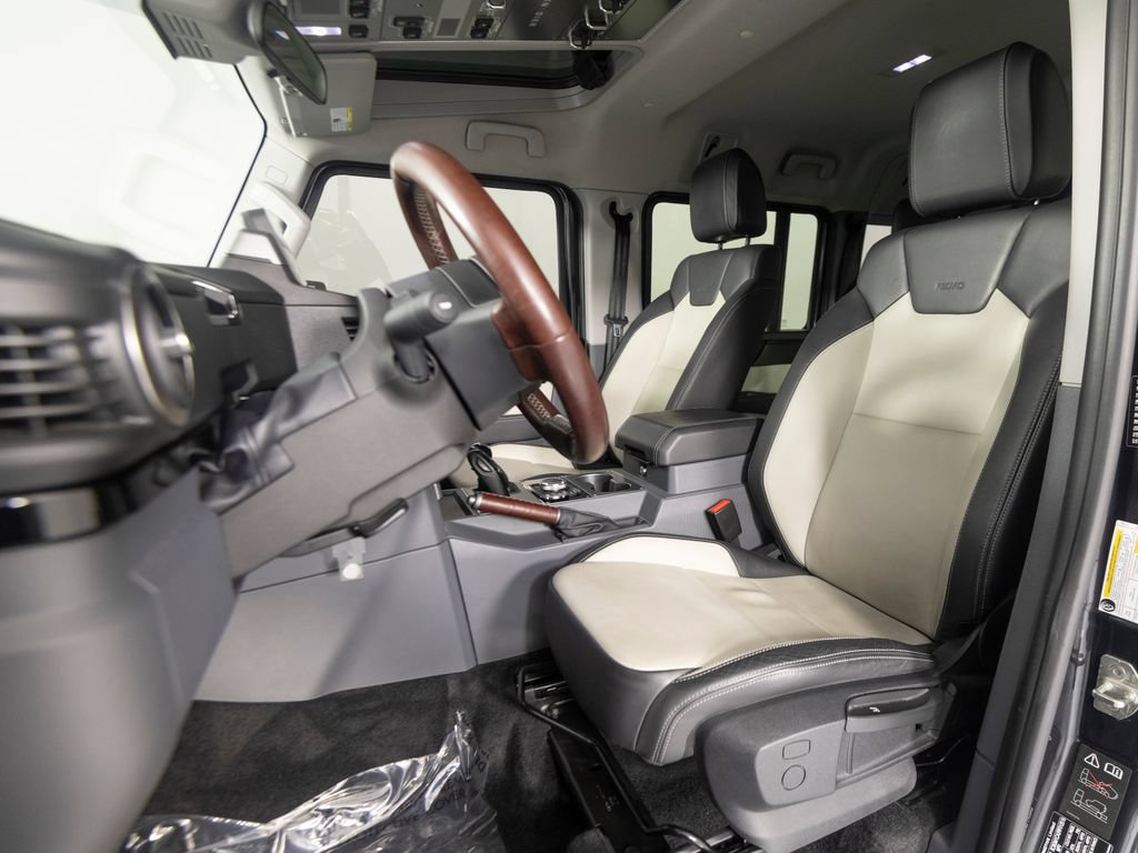 Used 2024 INEOS Grenadier AWD/4WD image 27