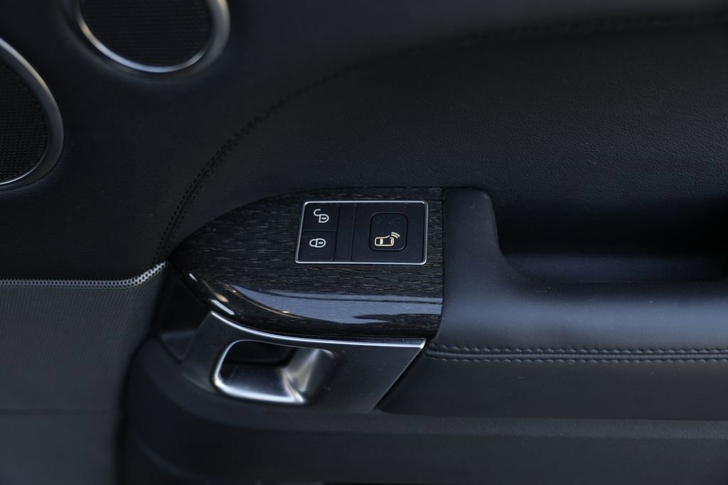 Used 2020 Land Rover Range Rover Sport HSE image 42