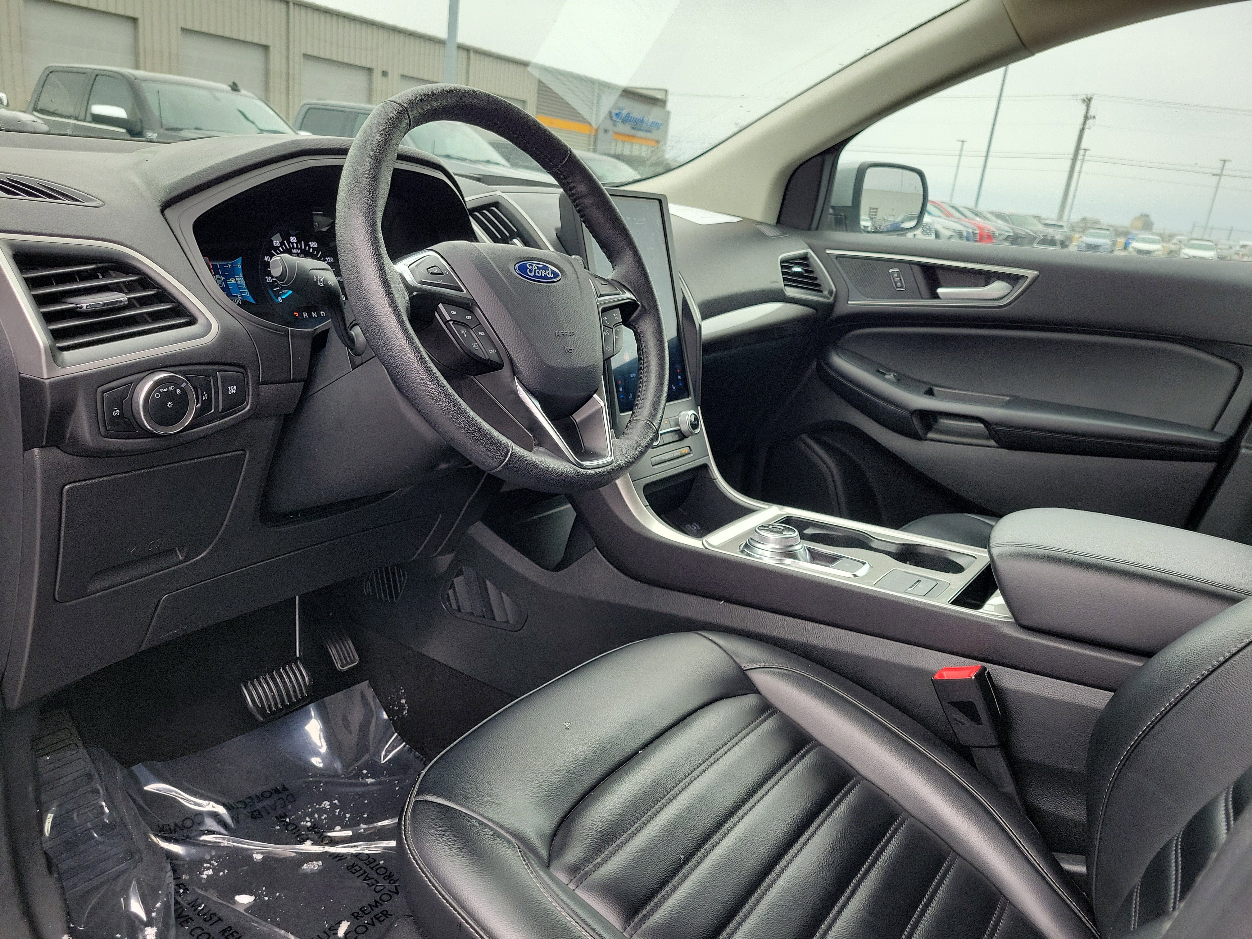 Used 2024 Ford Edge SEL AWD/4WD image 19