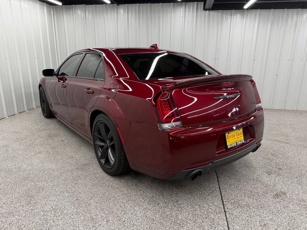 Used 2023 Chrysler 300 C RWD image 4