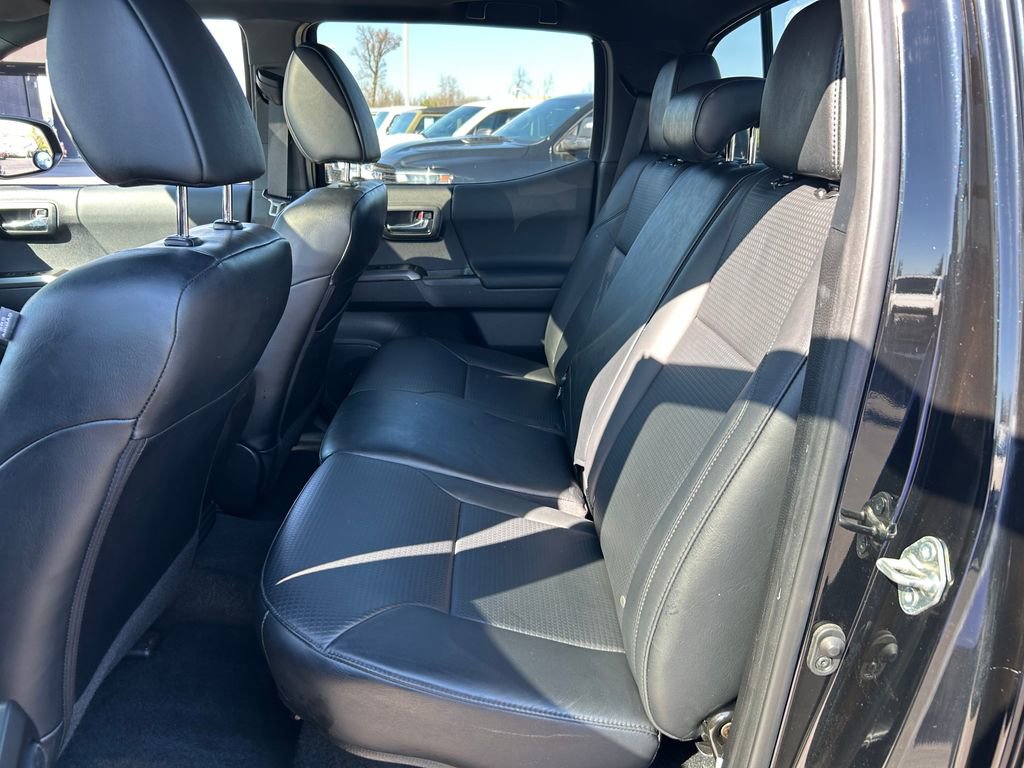 Used 2021 Toyota Tacoma TRD Sport w/ TRD Premium Sport Package image 25