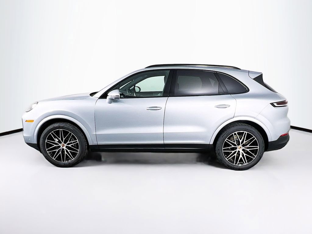 New 2026 Porsche Cayenne image 2