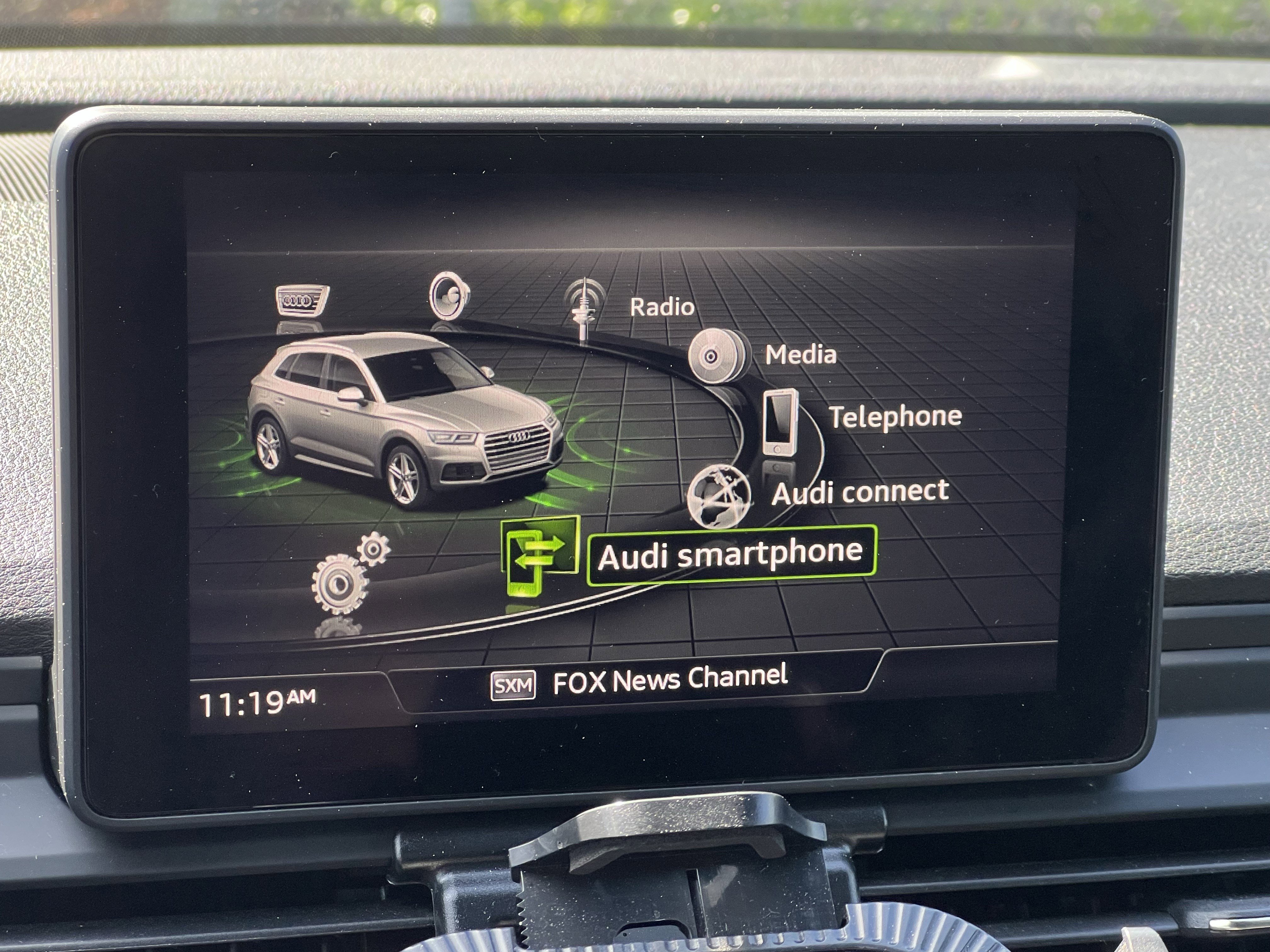 Used 2020 Audi Q5 2.0T Premium w/ Titanium Sport Package AWD/4WD image 24